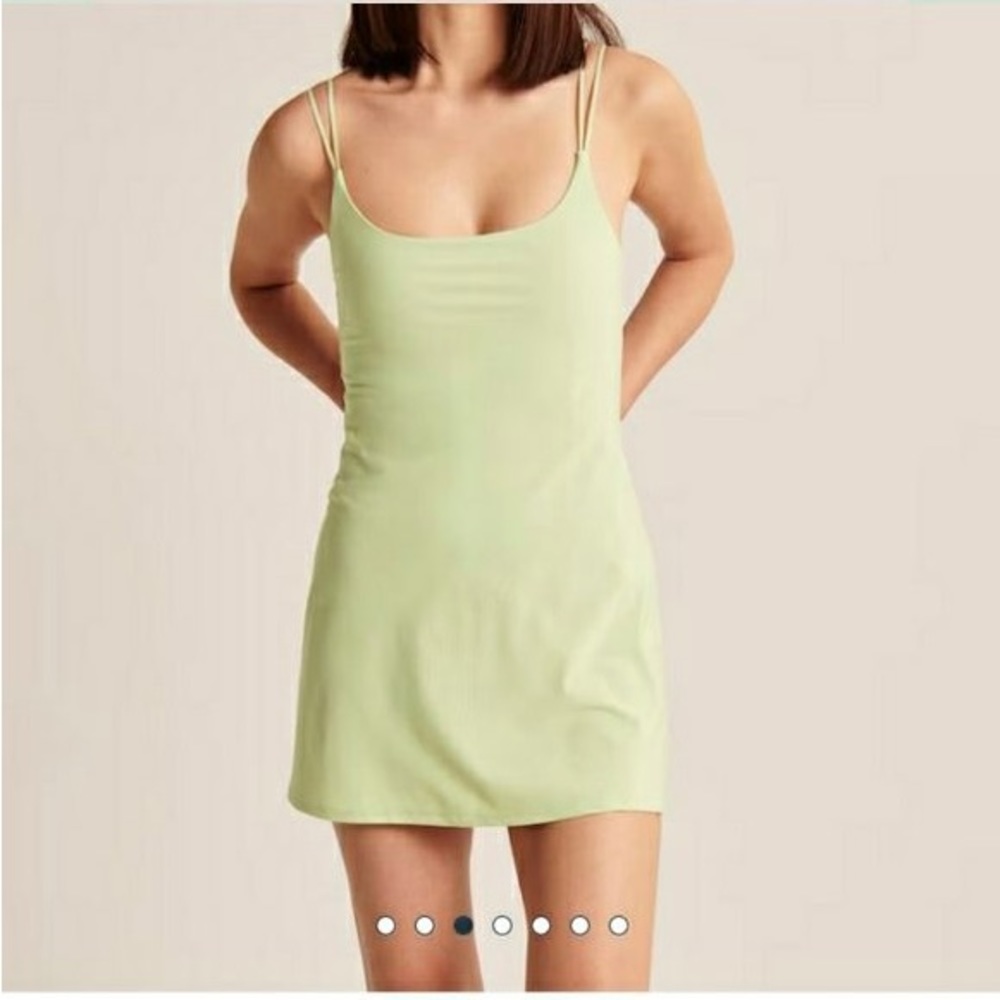 Abercrombie mini traveler dress size medium